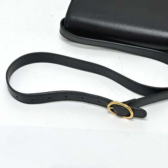 GUCCI Authentic Black Leather GG Marmont Shoulder Bag - Picture 7 of 16